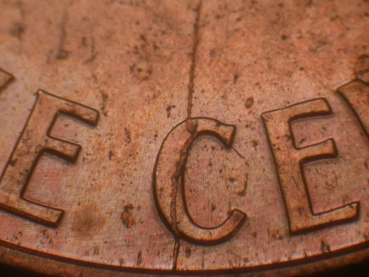 Read more about the article Lincoln Memorial Cent  2004    DDR-015 / Philadelphia